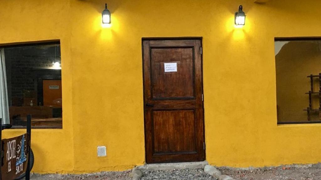Hostel El Salto Эль-Чальтен Экстерьер фото